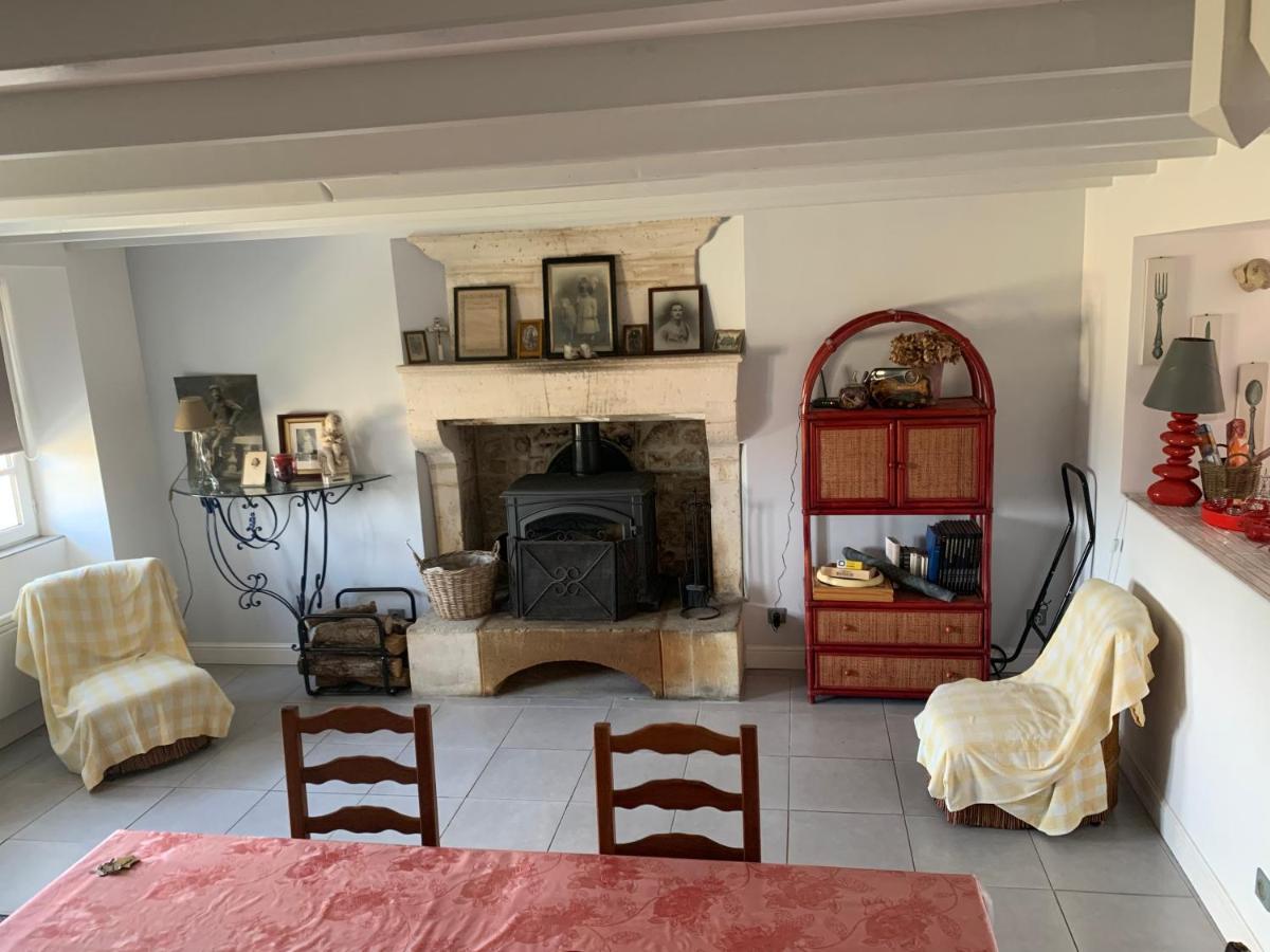 La Maison De Josephine Montignac-Charente Εξωτερικό φωτογραφία